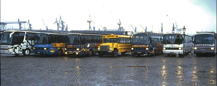 Omnibusse auf dem Hamburger Fischmarkt